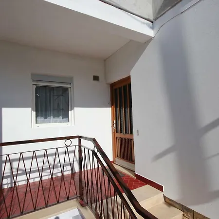 Apartman Dora