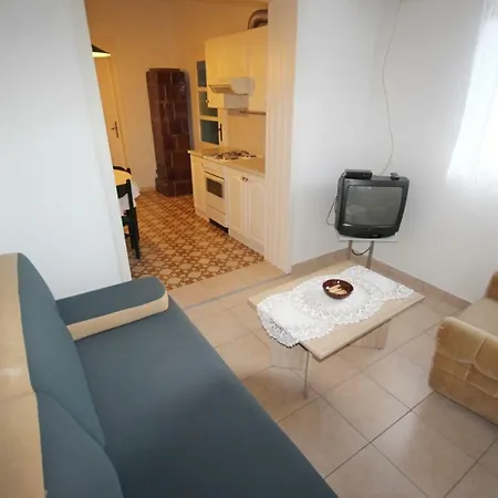 Dora Apartman *