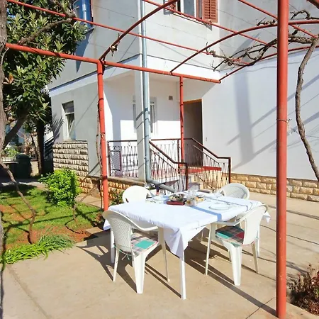 Dora Apartman Zadar